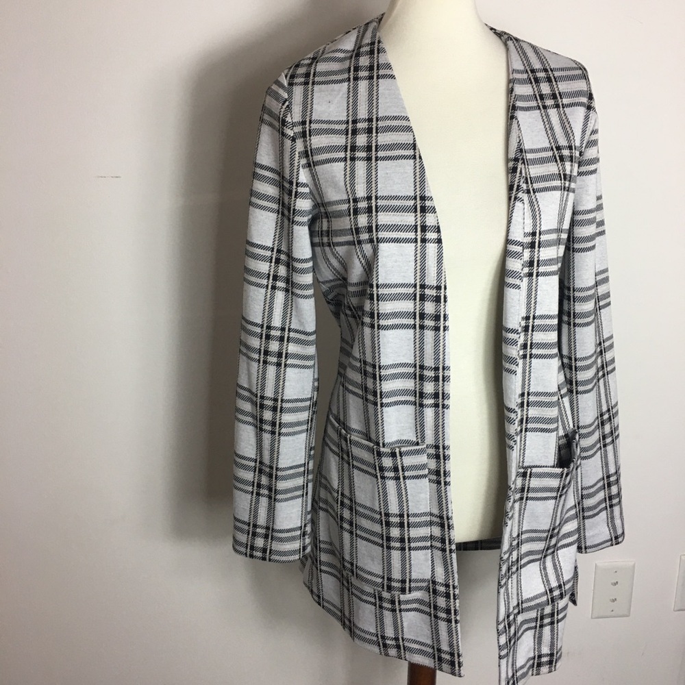 Bagatelle Collection stripped open front Sweater